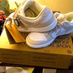 Brand new size 8 NIKE DUNK LOW NEXT NATURE